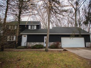 15195 Gleason Rd, Three Rivers, MI 49093