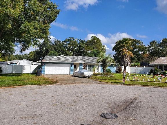 2nd image of 14122 Eastland Ln