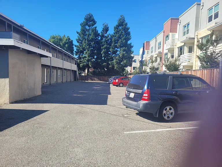 402 N Fair Oaks Ave — Photo 18