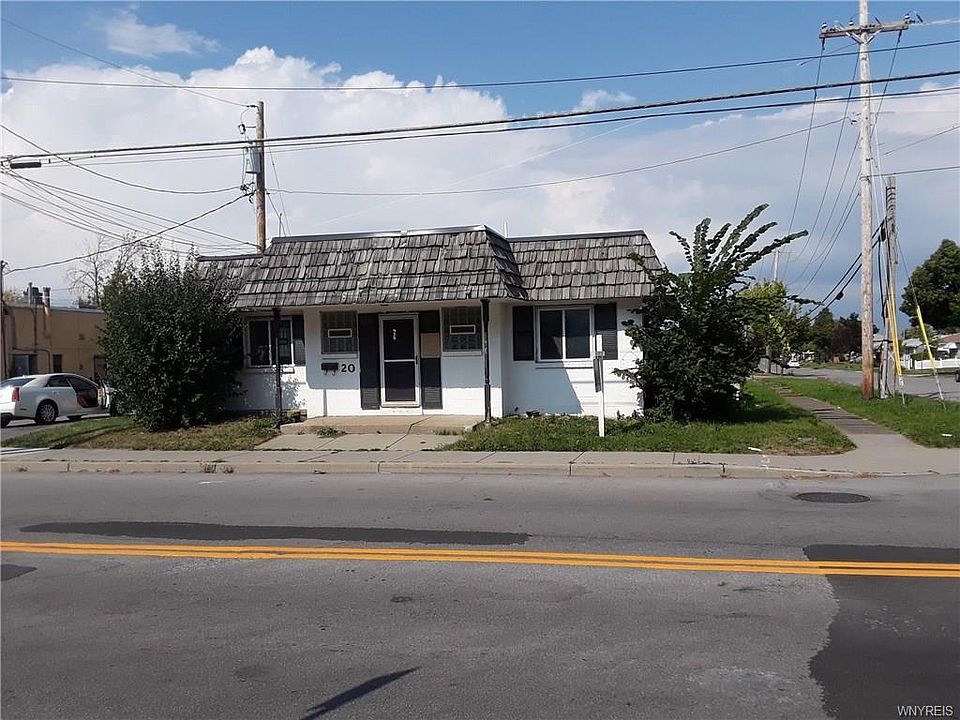 2nd image of 20 Longmeadow Rd