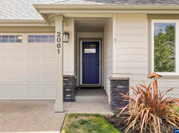2061 SE Academy St, Dallas, OR 97338