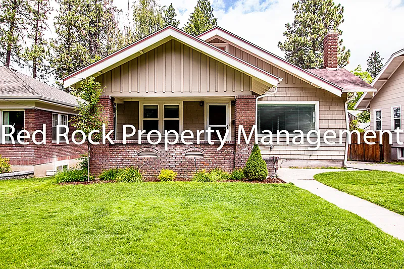 4 bed, 2.5 bath, 2932 sqft, $2,695 — Photo 1