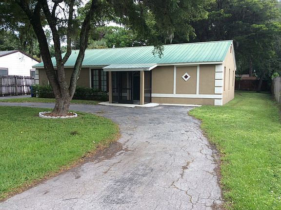 3rd image of 174 Oakley Ave
