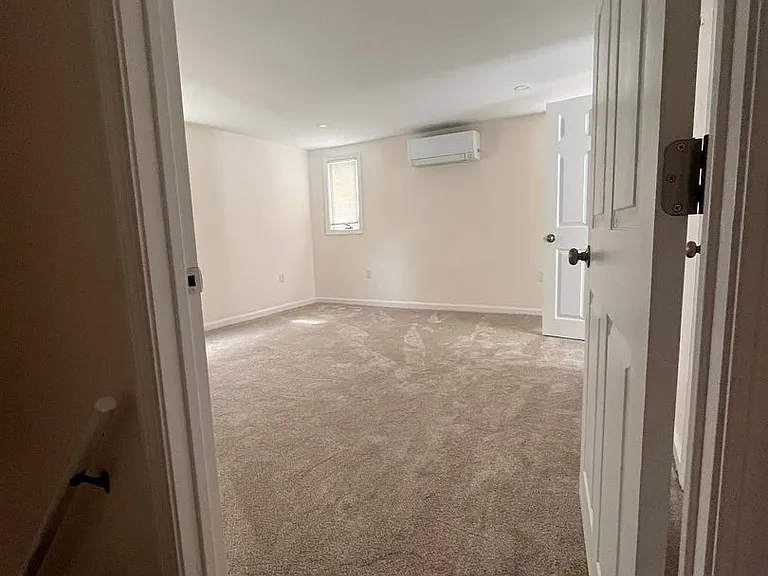 10 Rantoul St — Photo 9