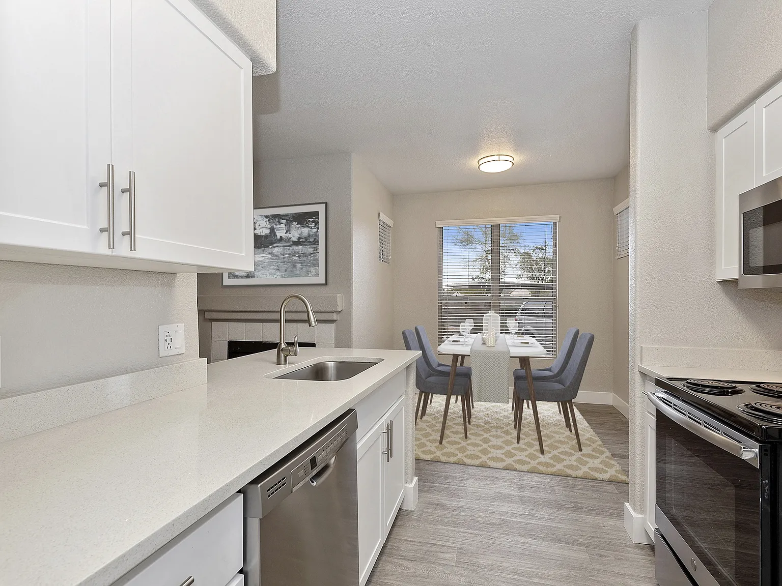 The Retreat Apartments — Photo 4
