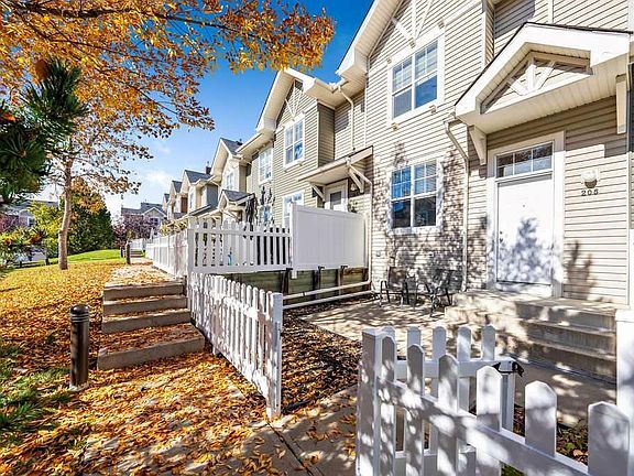 3rd image of 205 N Toscana Gdns NW