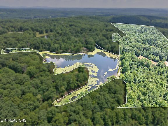 3rd image of 36 Kentucky Dr