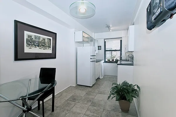 Sold by YGNY Realty | media 5