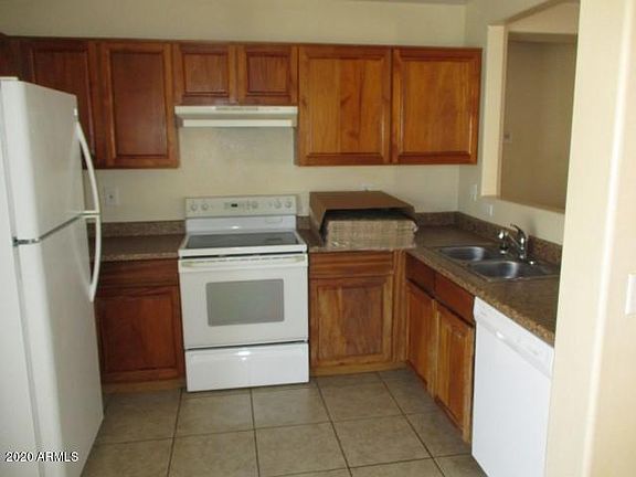 3rd image of 11779 W Corrine Dr
