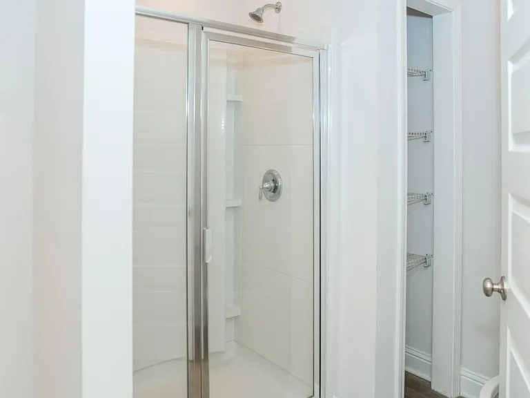 25806 Pollard Rd #37 — Photo 21