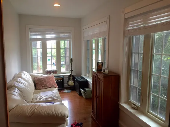 5744 Kentucky Ave APT 1, Pittsburgh, PA 15232