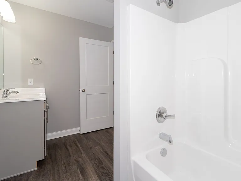 102 Bellbrook Ln — Photo 16