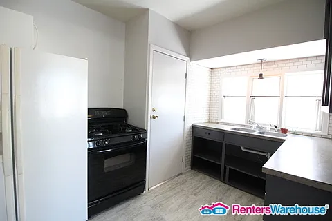 3724 University Ave — Photo 15