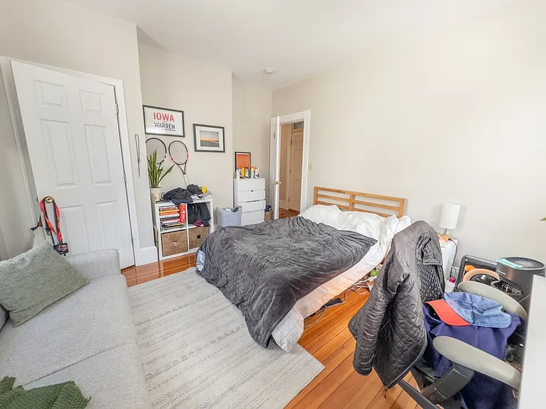 589 Franklin St #1 — Photo 8