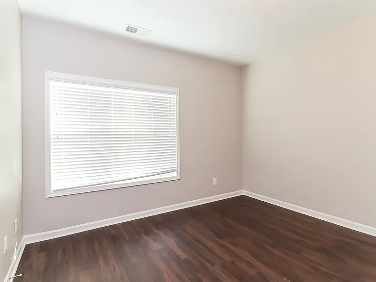 356 Webster Lake Dr — Photo 12