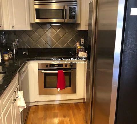 160 Commonwealth #305 Boston - Back Bay Unit Photo 6