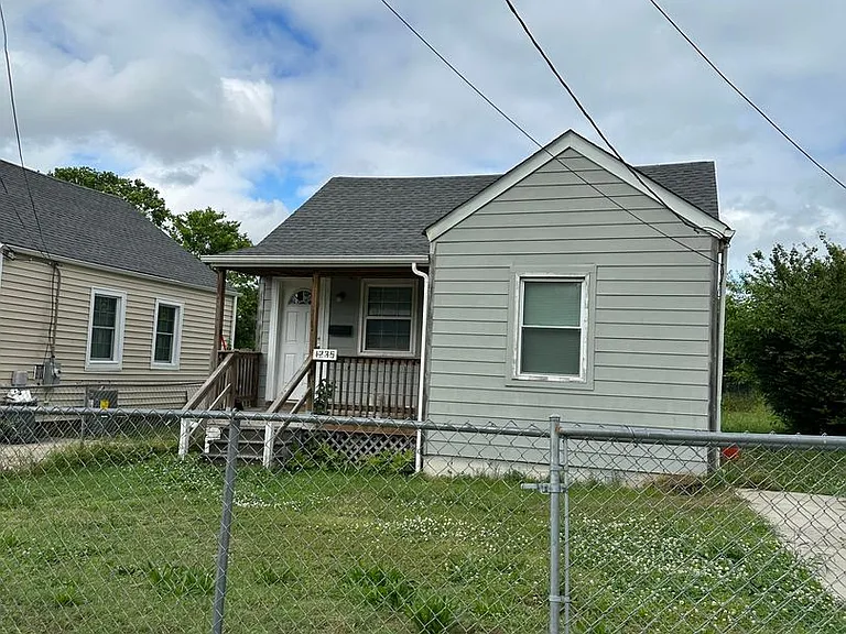 1235 Grant Ave — Photo 1