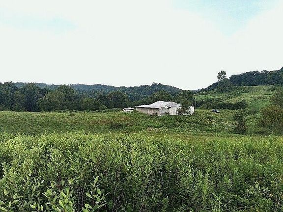2nd image of 7228 Symmes Creek Rd