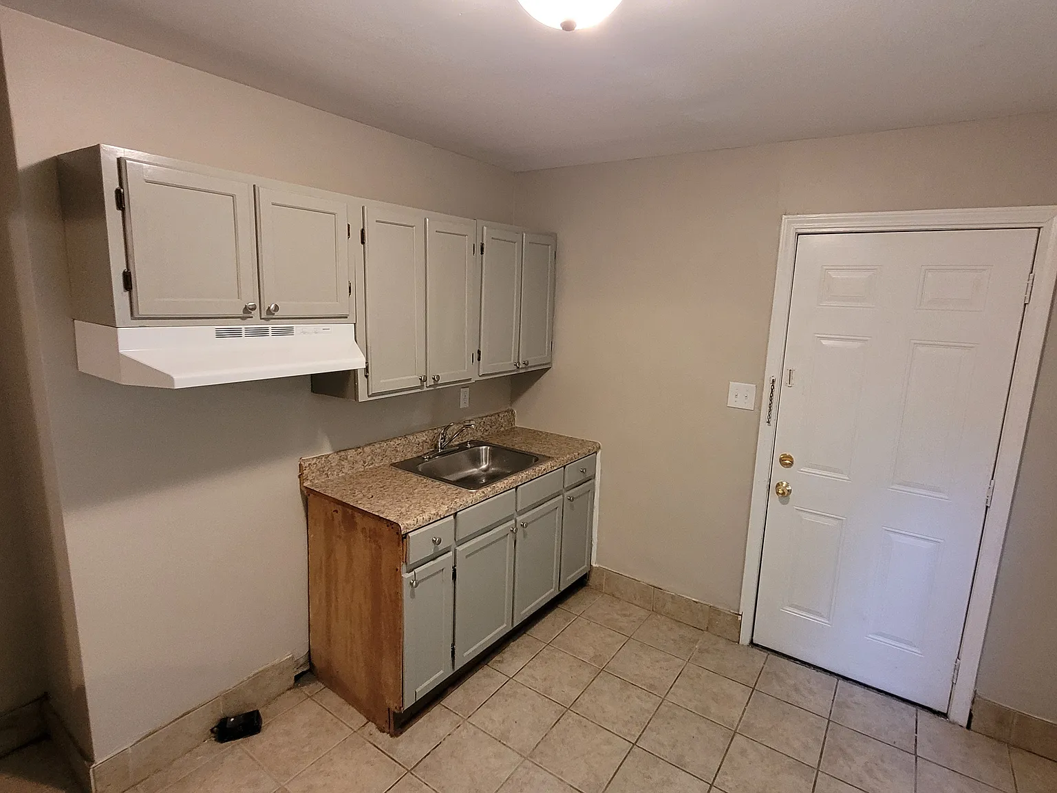 1 bed, $795 — Photo 3