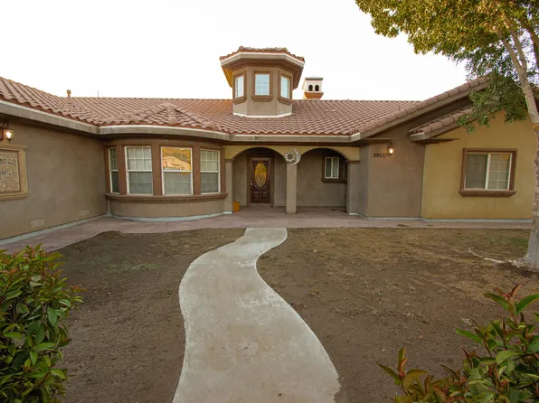39533 171st St E, Lake Los Angeles, CA 93591