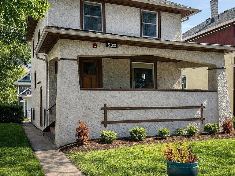 532 S Euclid Ave — Photo 1