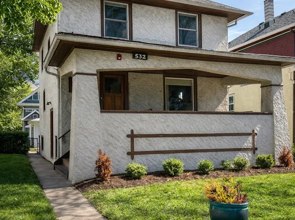 532 S Euclid Ave, Oak Park, IL 60304