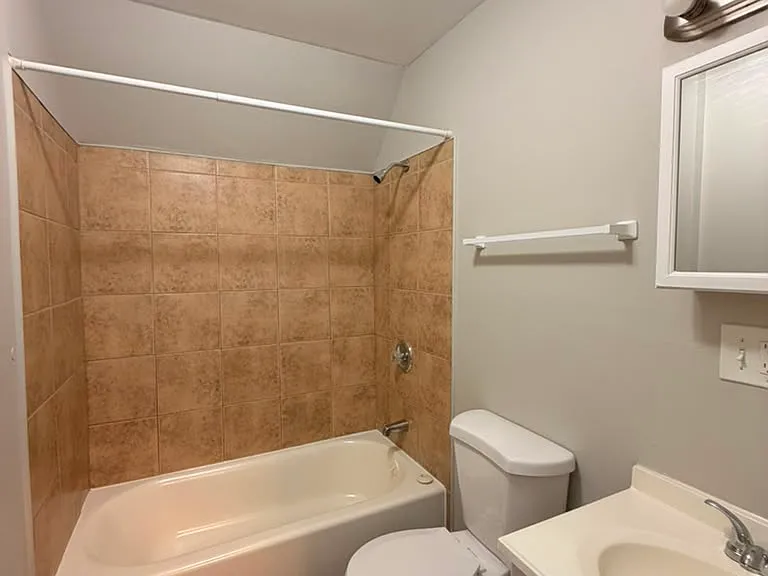 24 Shelter St #2A — Photo 4