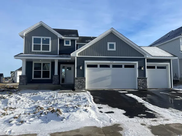 1959 Tamarack Rd, Carver, MN 55315