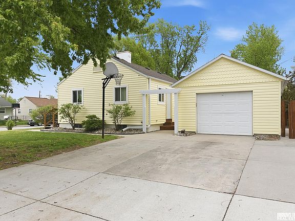 2nd image of 2645 McBride Ave
