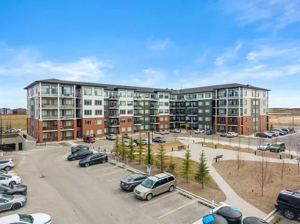 395 N Skyview Pkwy NE #2318, Calgary, AB T3N 2K1