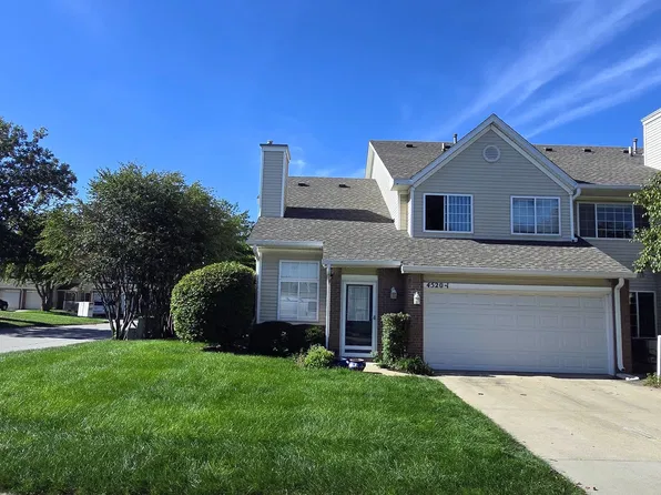 4520 104th St APT 1, Urbandale, IA 50322