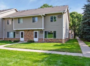 750 W Village Rd APT 102, Chanhassen, MN 55317