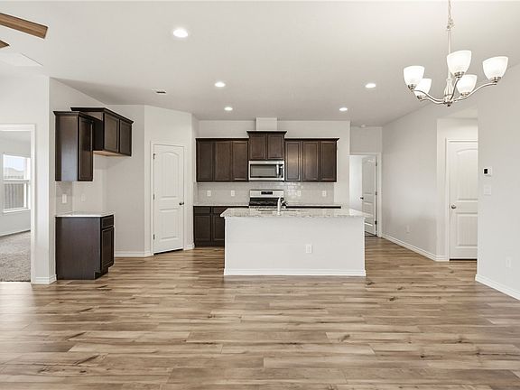 5th image of 2709 Excelsior Blvd