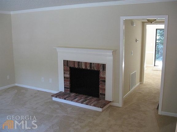 4th image of 2485 Northlake Ct