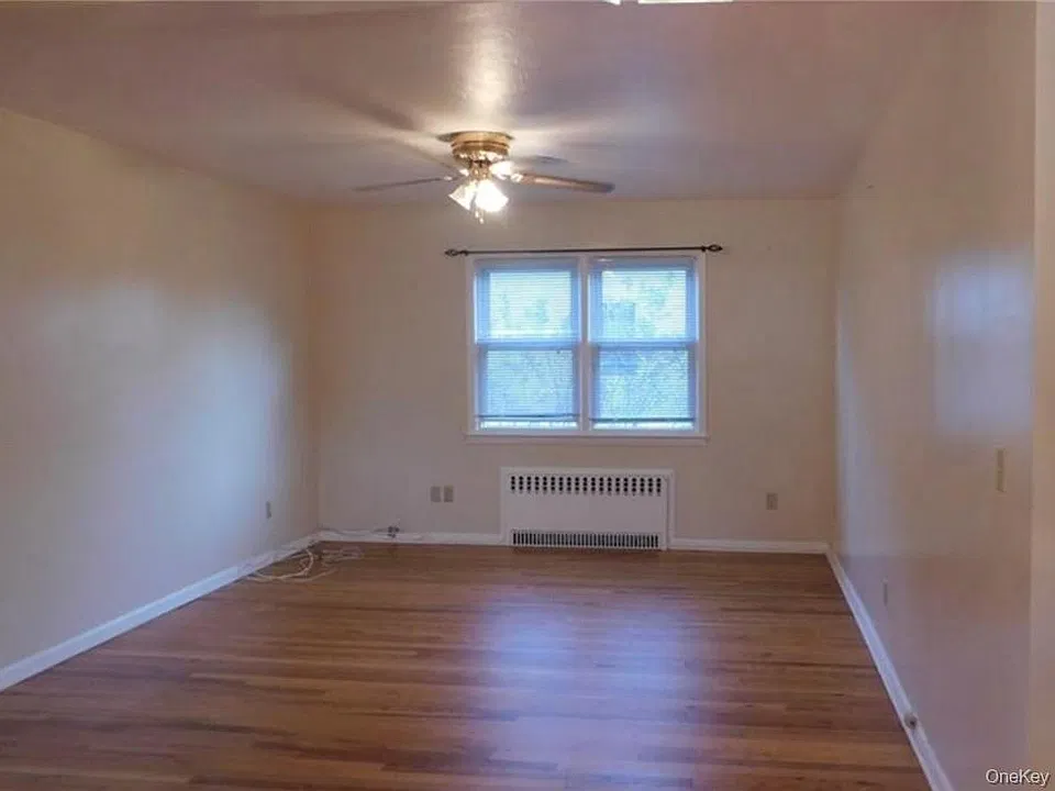 80 Madeleine Ave #2