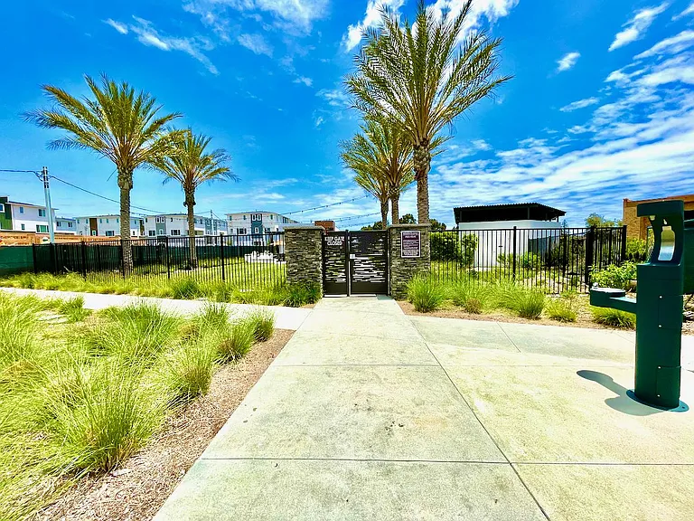 1692 Enterprise Dr — Photo 64