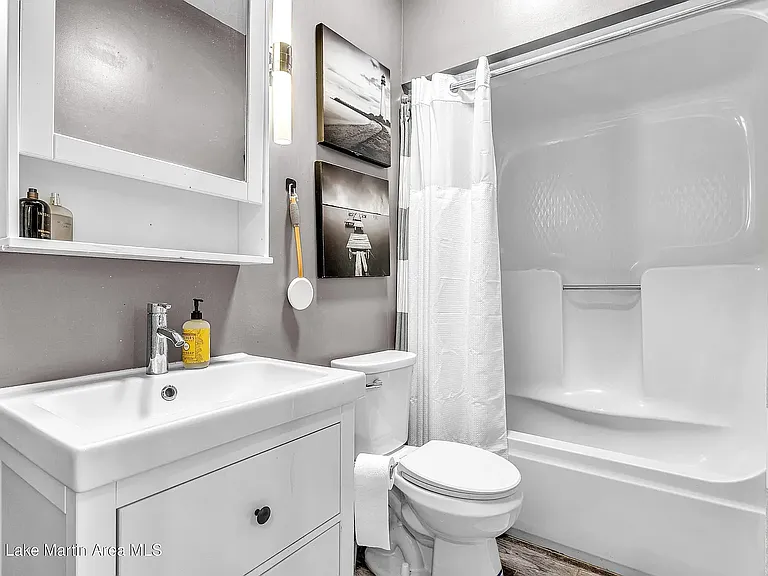 100 Harbor Pl #303 — Photo 13