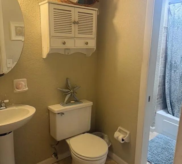 1400 NE 57th Ct #207 — Photo 15