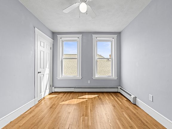 5th image of 516 Washington St #2