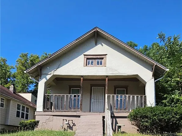 5530 S Benton Ave, Kansas City, MO 64130