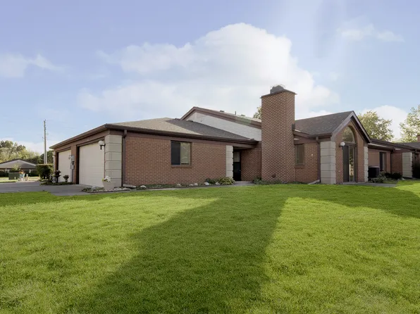2068 Emily Dr, Indianapolis, IN 46260