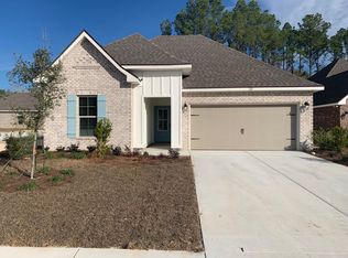 121 Apollo Ave E, Freeport, FL 32439