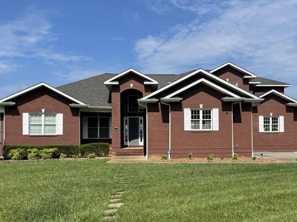 109 Chandelle Dr, Tullahoma, TN 37388