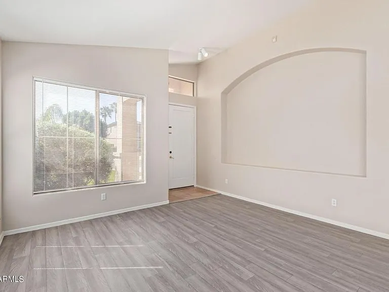 962 W Desert Broom Ct — Photo 5