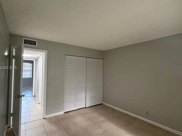 4010 Lakeside Dr #4010 — Photo 10