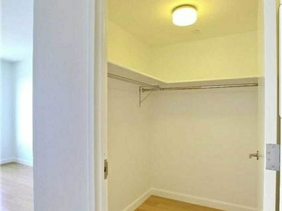 5th image of 13835 39th Ave