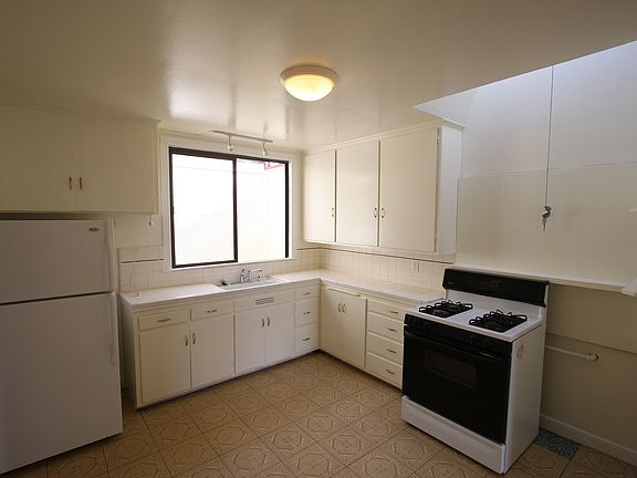 4th image of 2282 26th Ave