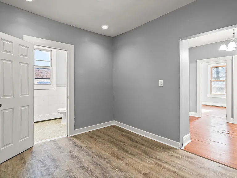 61 Brenner St #2 — Photo 9