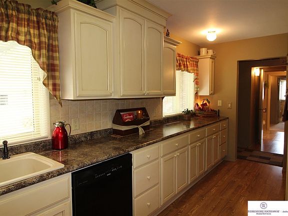 3rd image of 2447 N Fairway Dr