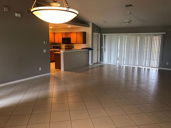 2nd image of 1108 NE 19th Ave